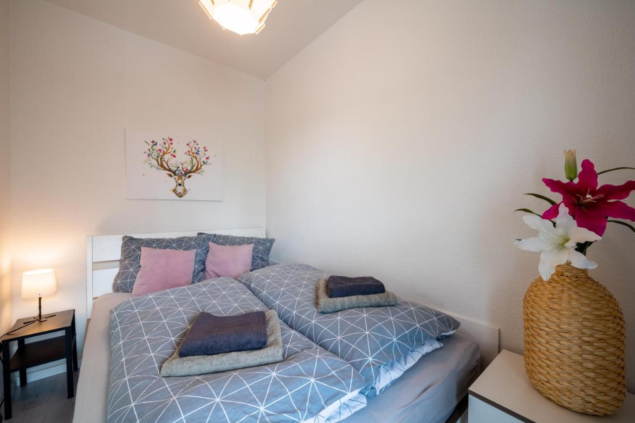 Moderne Eg-Wohnung In Sudenburg Mit Parkplatz, Top Anbindung Magdeburgo Exterior foto